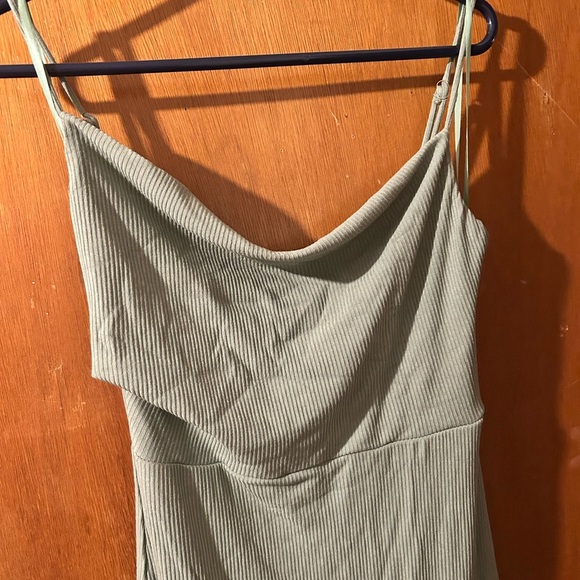 Hello Polly Ribbed Midi Dress - Picture 3 of 9